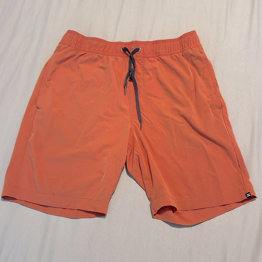 Billabong board shorts size small 30-32” waist orange surf